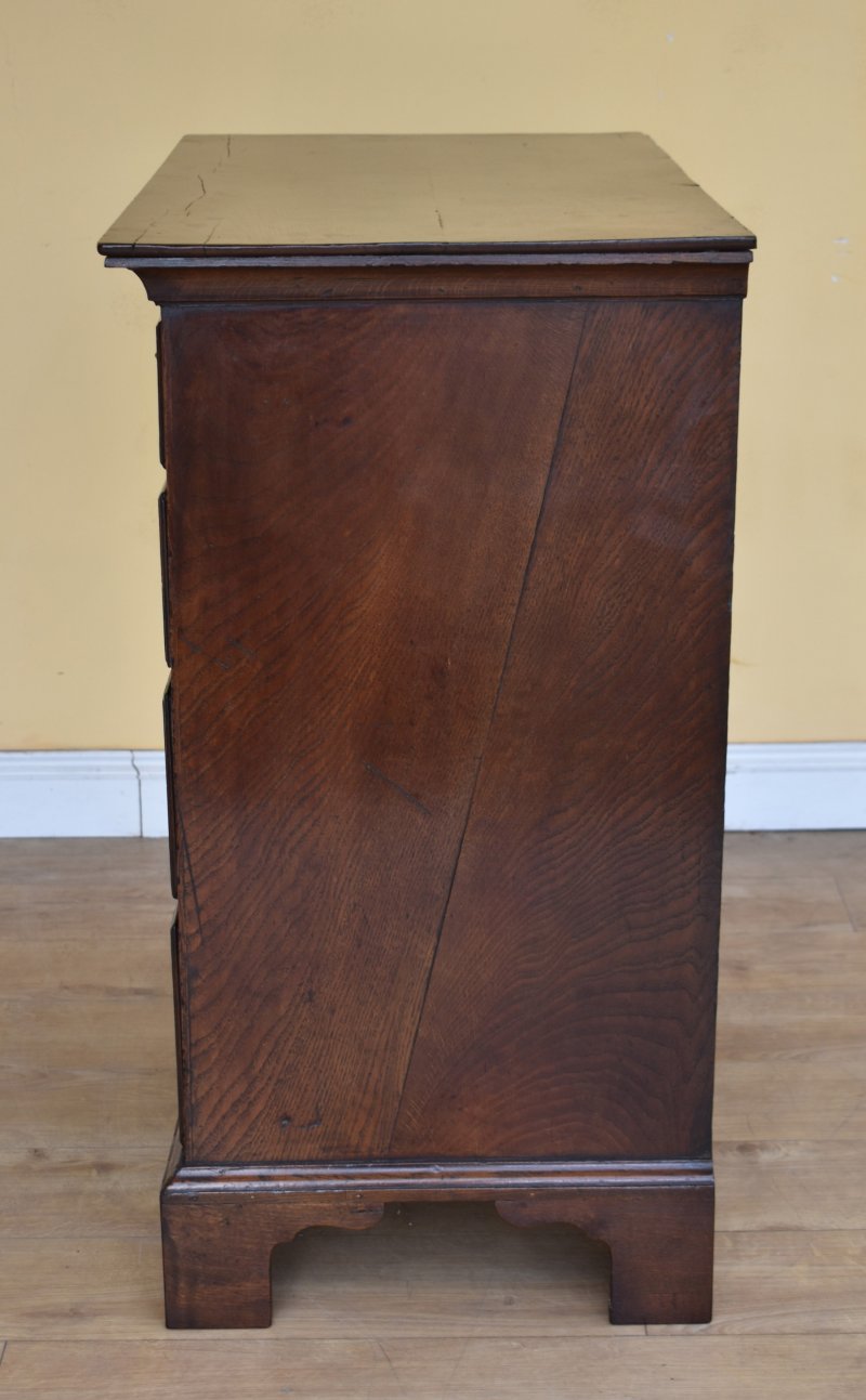 18th Century George III Oak Chest Of Drawers - Image 5