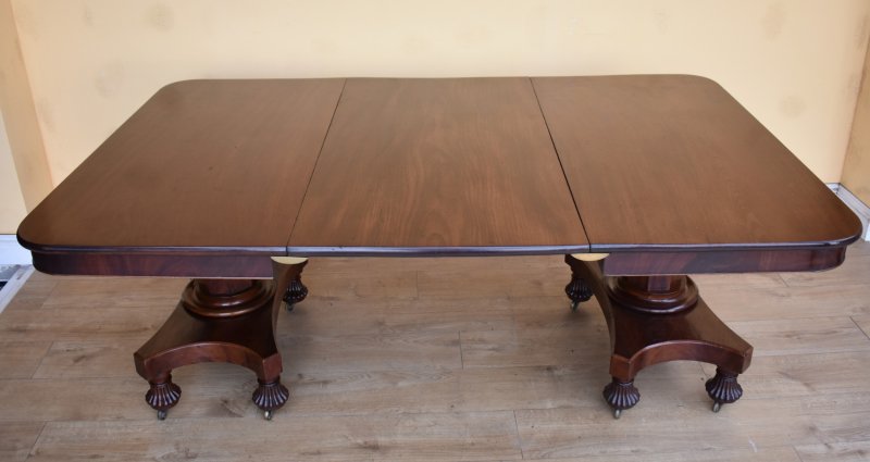 19th Century Regency Mahogany Dining Table - Image 4