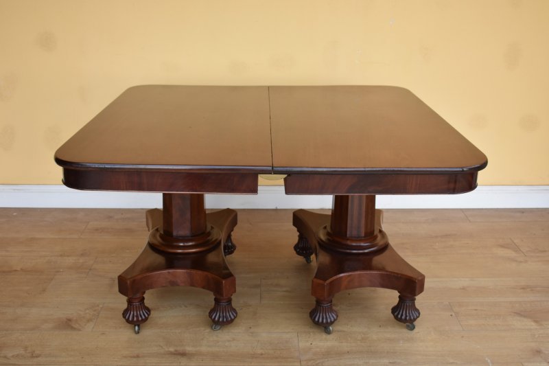 19th Century Regency Mahogany Dining Table - Image 8