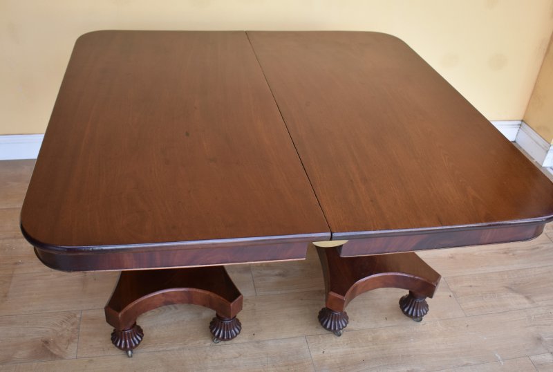 19th Century Regency Mahogany Dining Table - Image 9