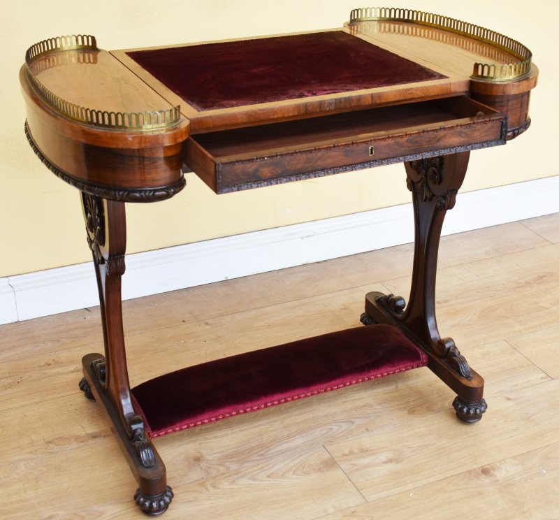 19th Century William IV Rosewood Writing Table - Image 10