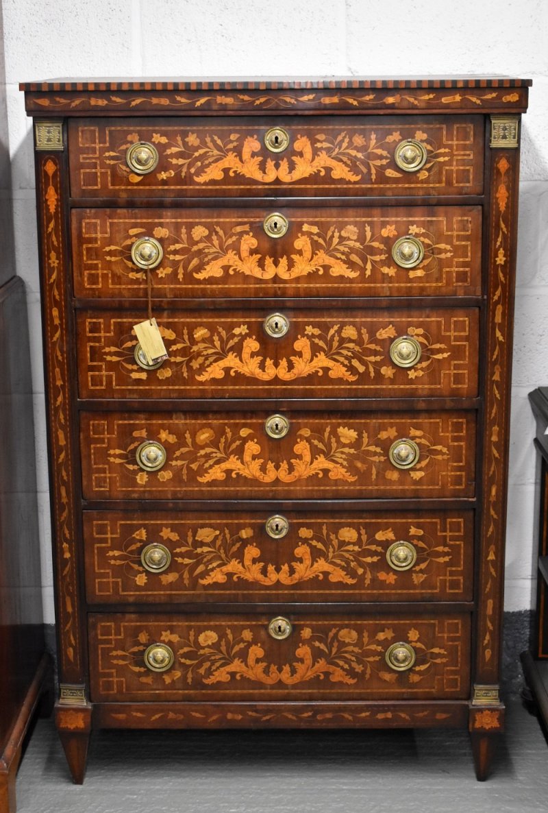 18th Century Dutch Marquetry Chest Of Drawers