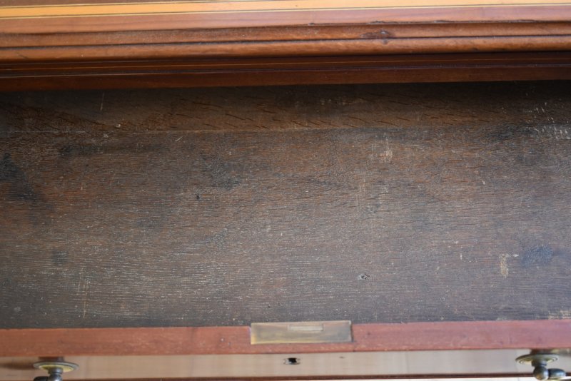 George III Mahogany Chest Of Drawers - Image 9