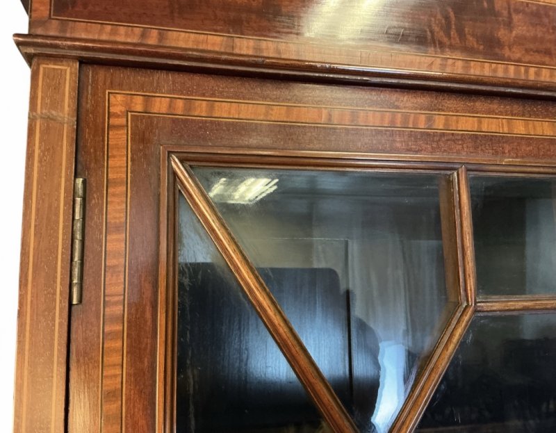 Edwardian Mahogany Inlaid Bookcase - Image 7