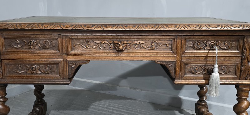 Super Carved Oak Desk - Image 8