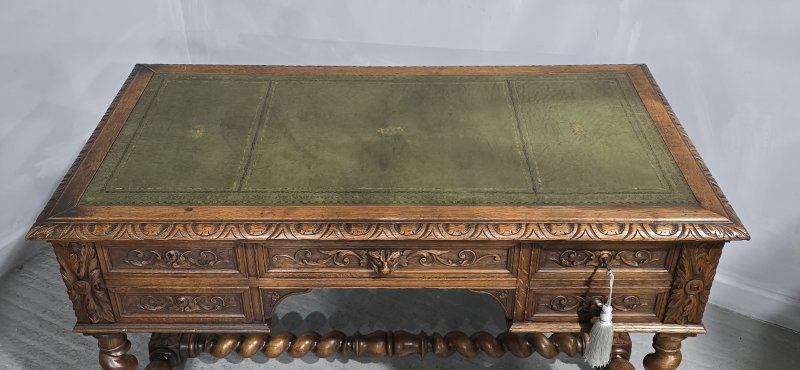Super Carved Oak Desk - Image 9