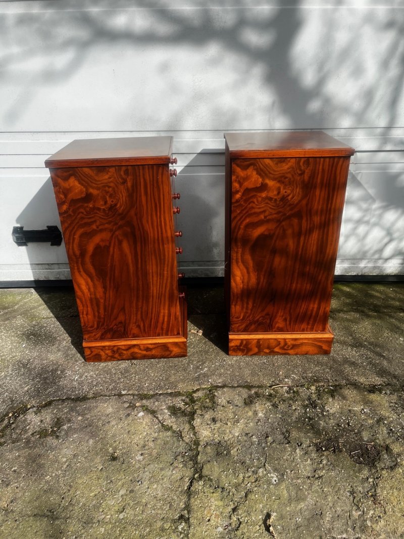 A Good Pair Of Victorian Period Burr Walnut Bedside Chests. - Image 6