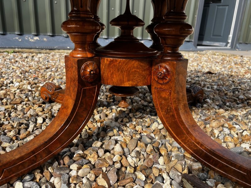 A Fine Quality Victorian Period Burr Walnut Oval Coffee Table - Image 7