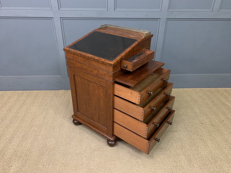 Gillows George IV Mahogany Davenport - Image 11