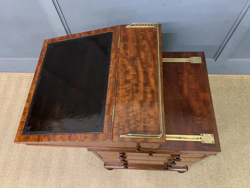 Gillows George IV Mahogany Davenport - Image 17