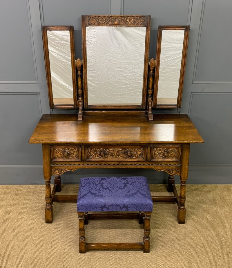Ipswich Oak Dressing Table and Stool - Image 2