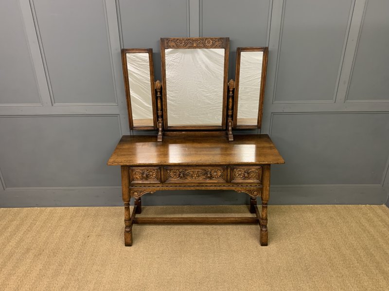 Ipswich Oak Dressing Table and Stool - Image 3