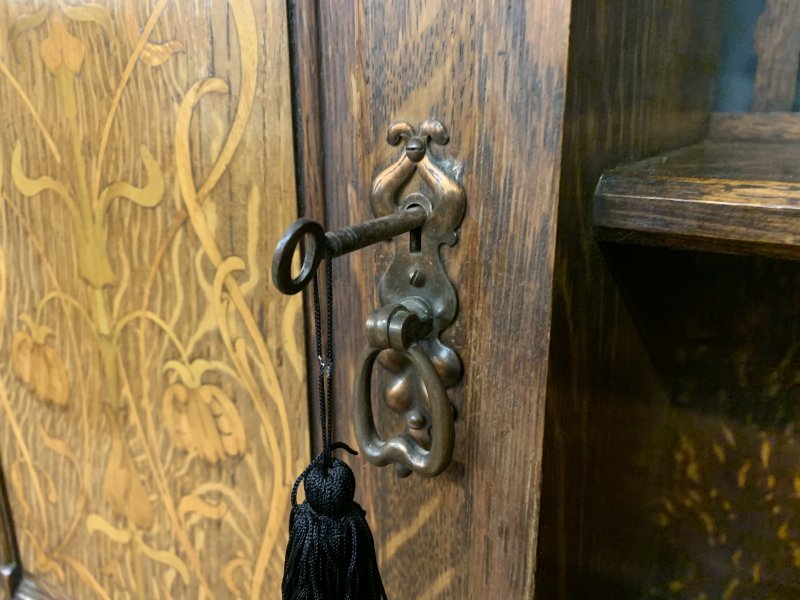 Shapland and Petter Arts and Crafts Oak Sideboard - Image 5