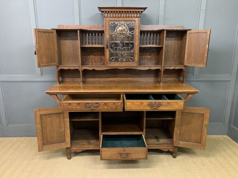 Shapland and Petter Arts and Crafts Oak Sideboard - Image 3