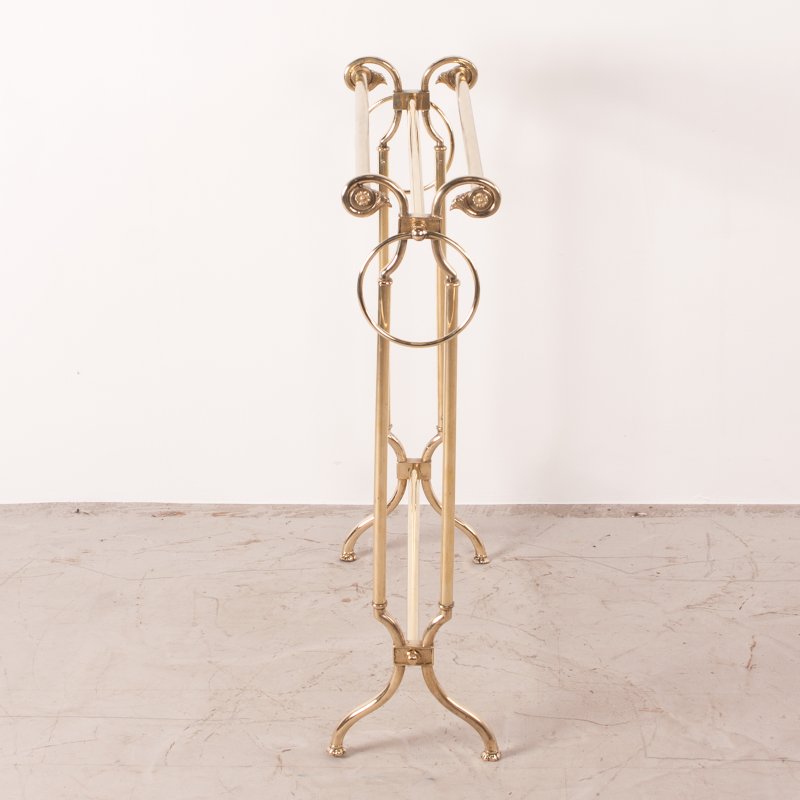 Good Quality Continental Brass Towel Rail - Image 5