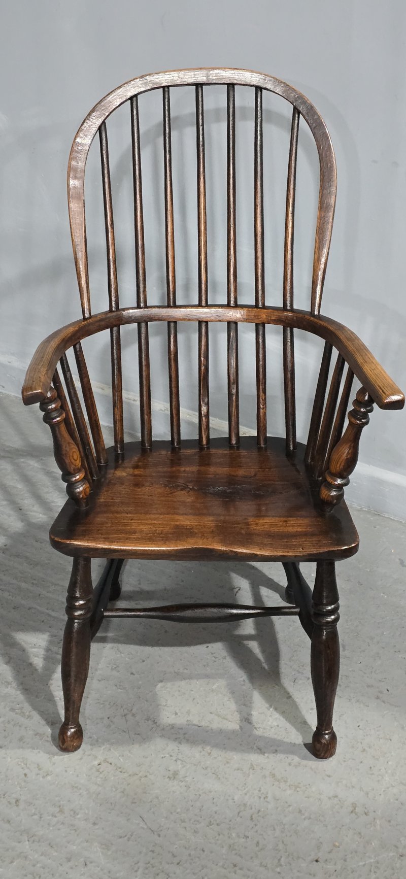 Elm Windsor Chair - Image 3