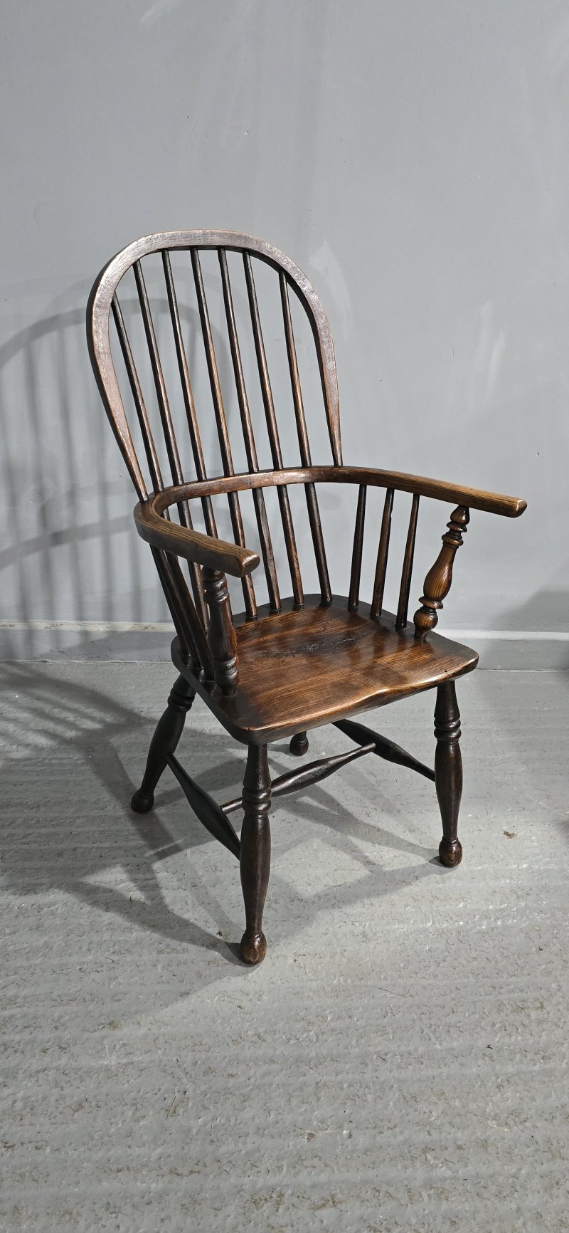Elm Windsor Chair - Image 8