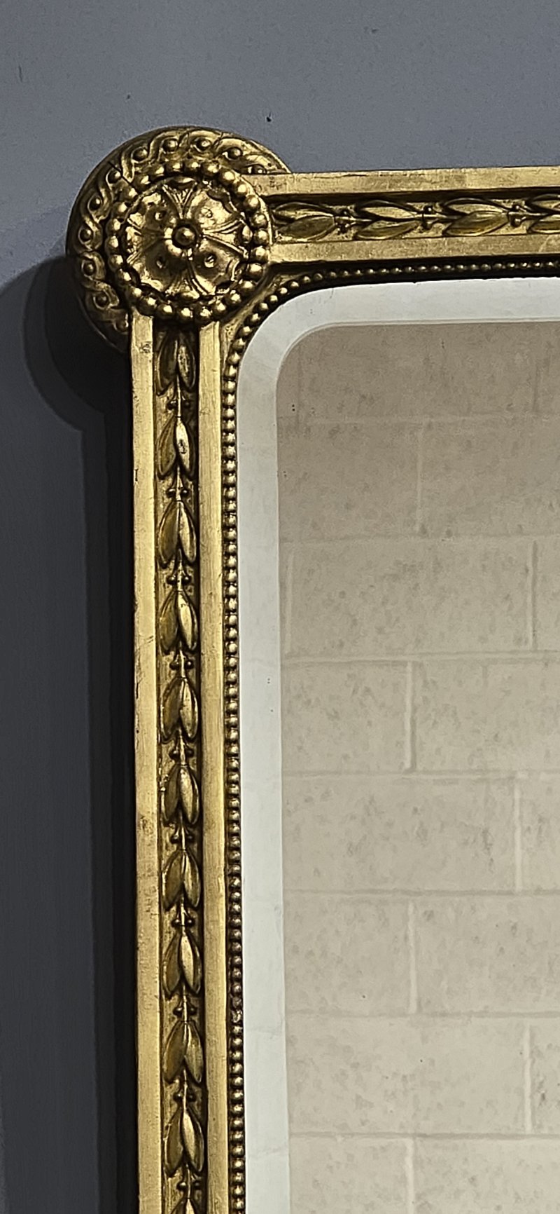 Wonderful Victorian Gilt Mirror - Image 4