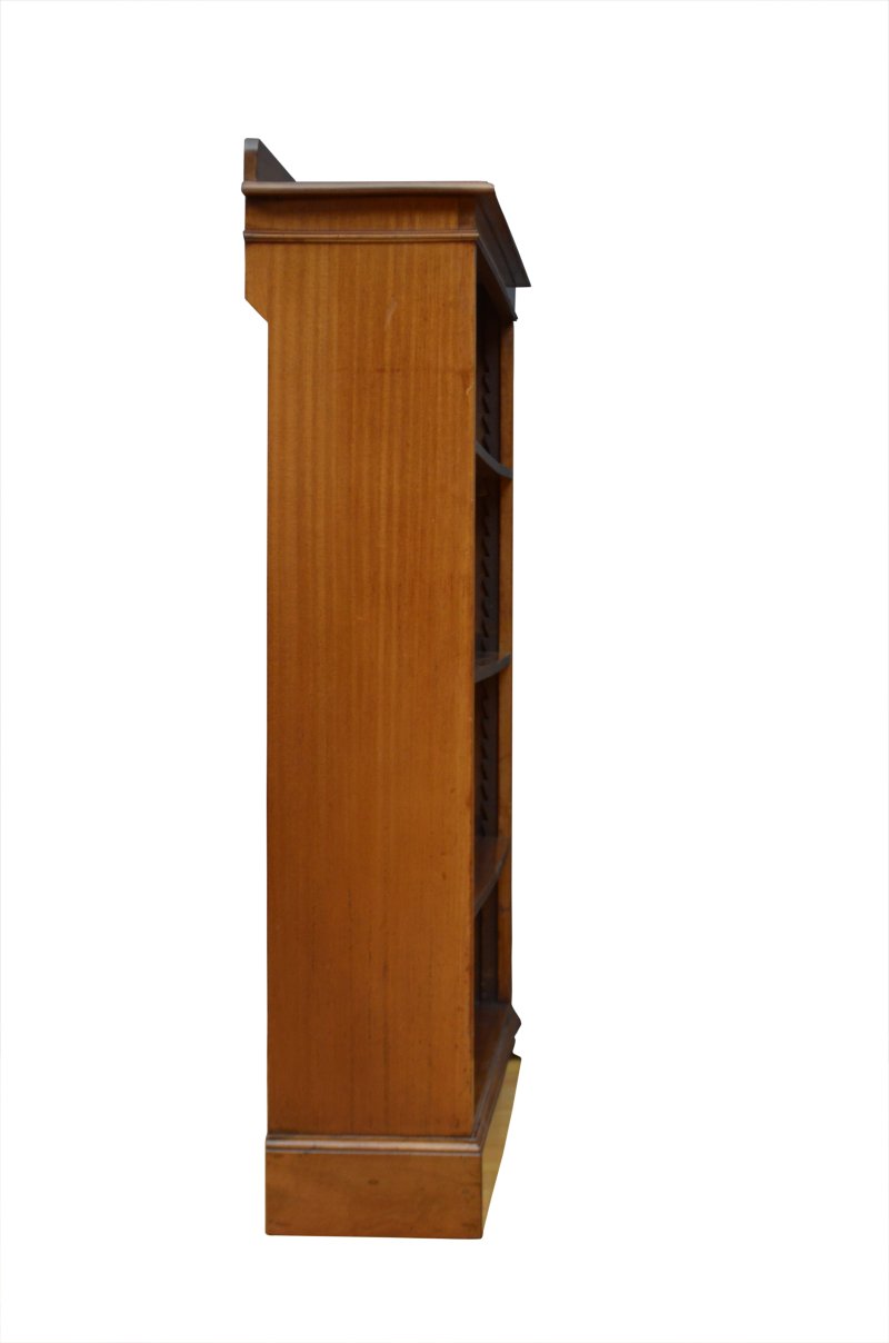 English Edwardian Walnut Open Bookcase - Image 16
