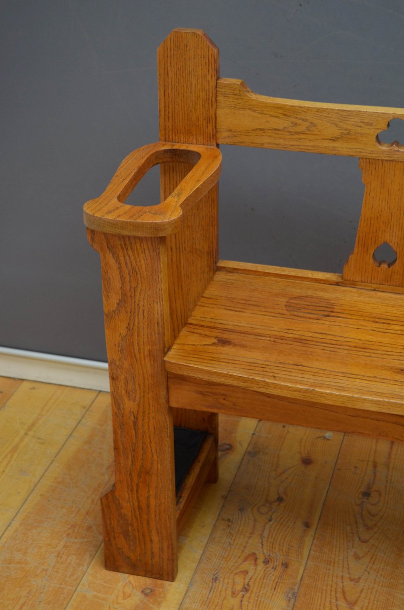 Arts And Crafts Hall Bench In Oak - Image 6