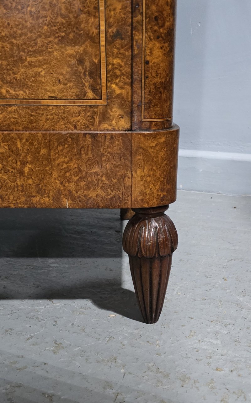 Superb French Amboyna Commode Chest of Drawers - Image 2
