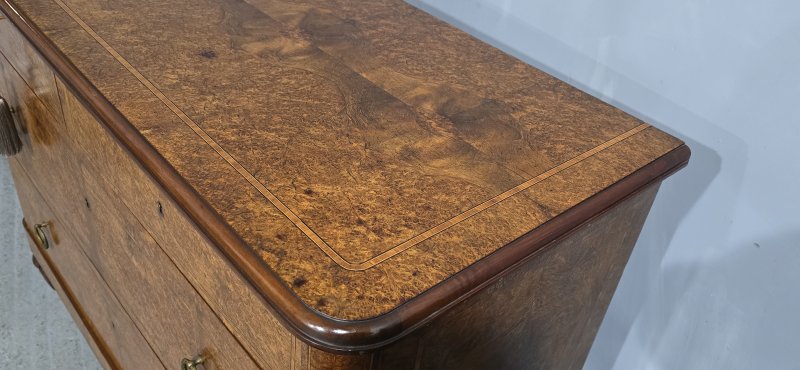 Superb French Amboyna Commode Chest of Drawers - Image 9