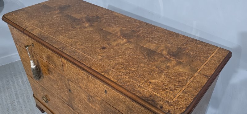 Superb French Amboyna Commode Chest of Drawers - Image 11