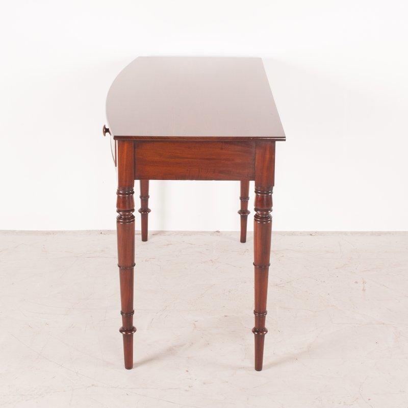 19thC Two Drawer Mahogany Bow Front Side Table - Image 4