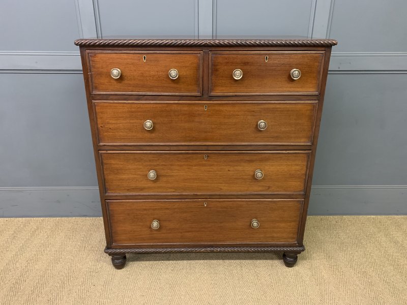 George IV Mahogany Chest of Drawers - Image 4