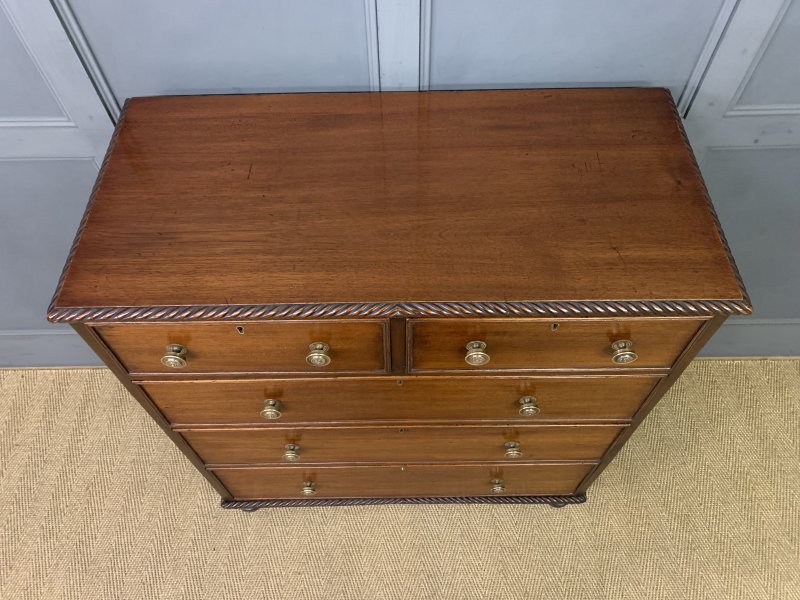 George IV Mahogany Chest of Drawers - Image 3