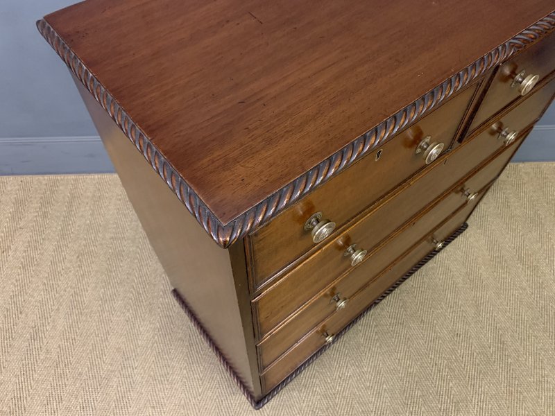 George IV Mahogany Chest of Drawers - Image 8