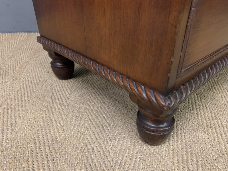 George IV Mahogany Chest of Drawers - Image 11