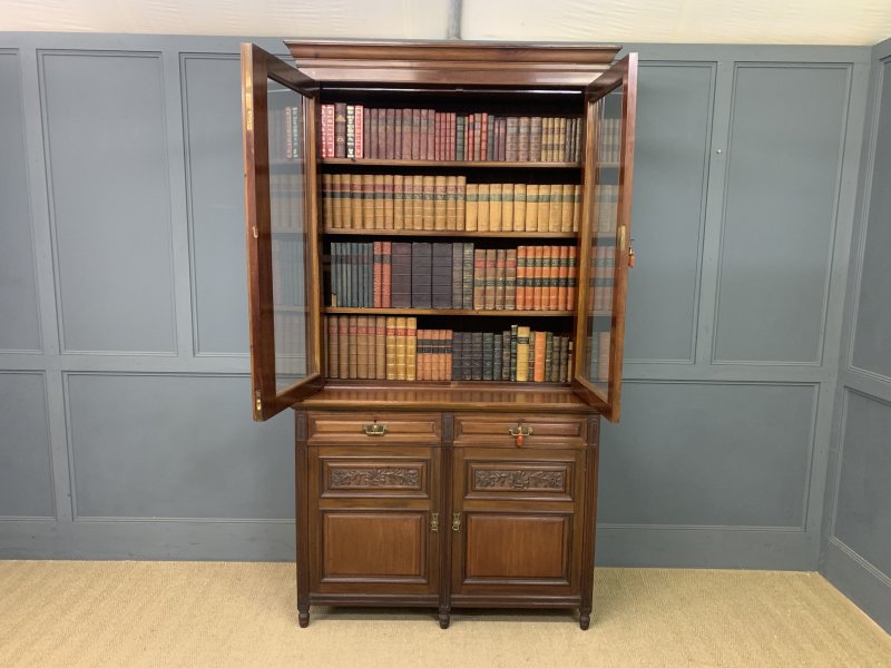 Victorian Mahogany Bookcase - Image 8