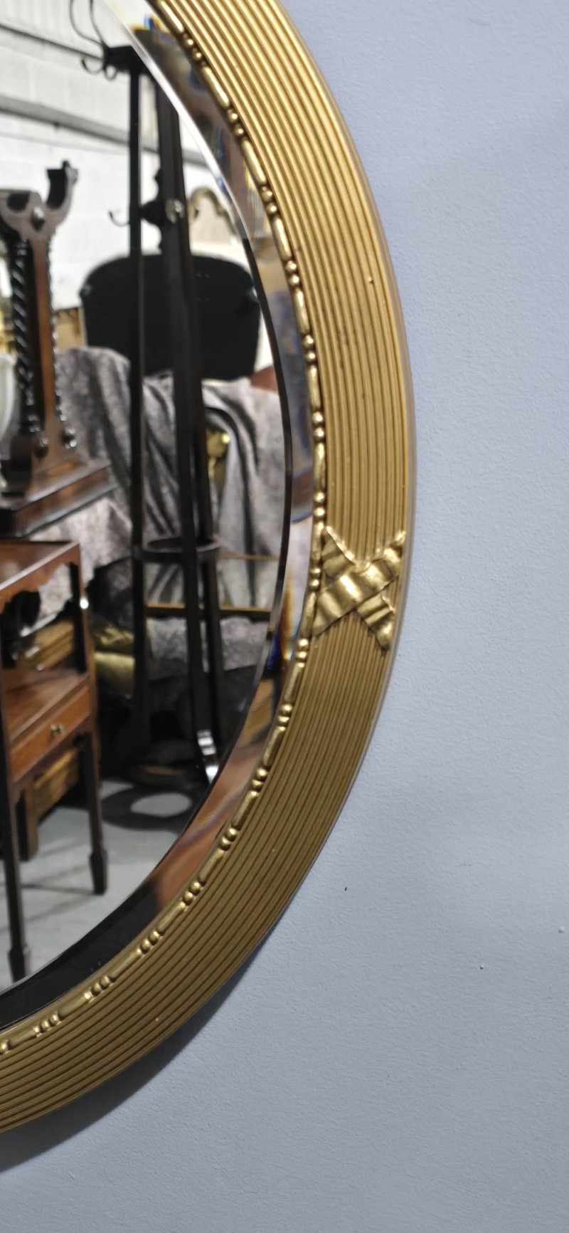 Fine Edwardian Round Gilt Mirror - Image 4
