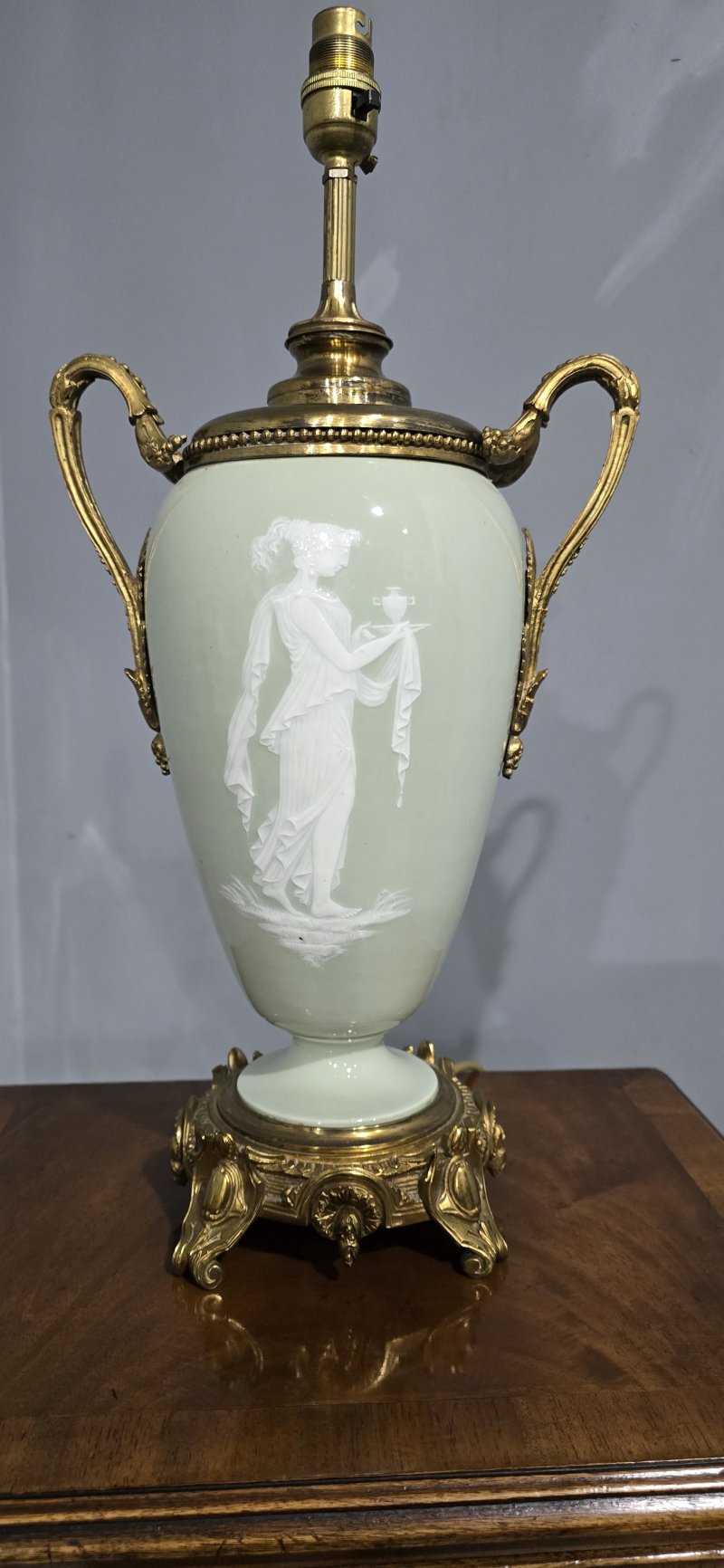 Large French Pate-Sur-Pate Table Lamp - Image 3