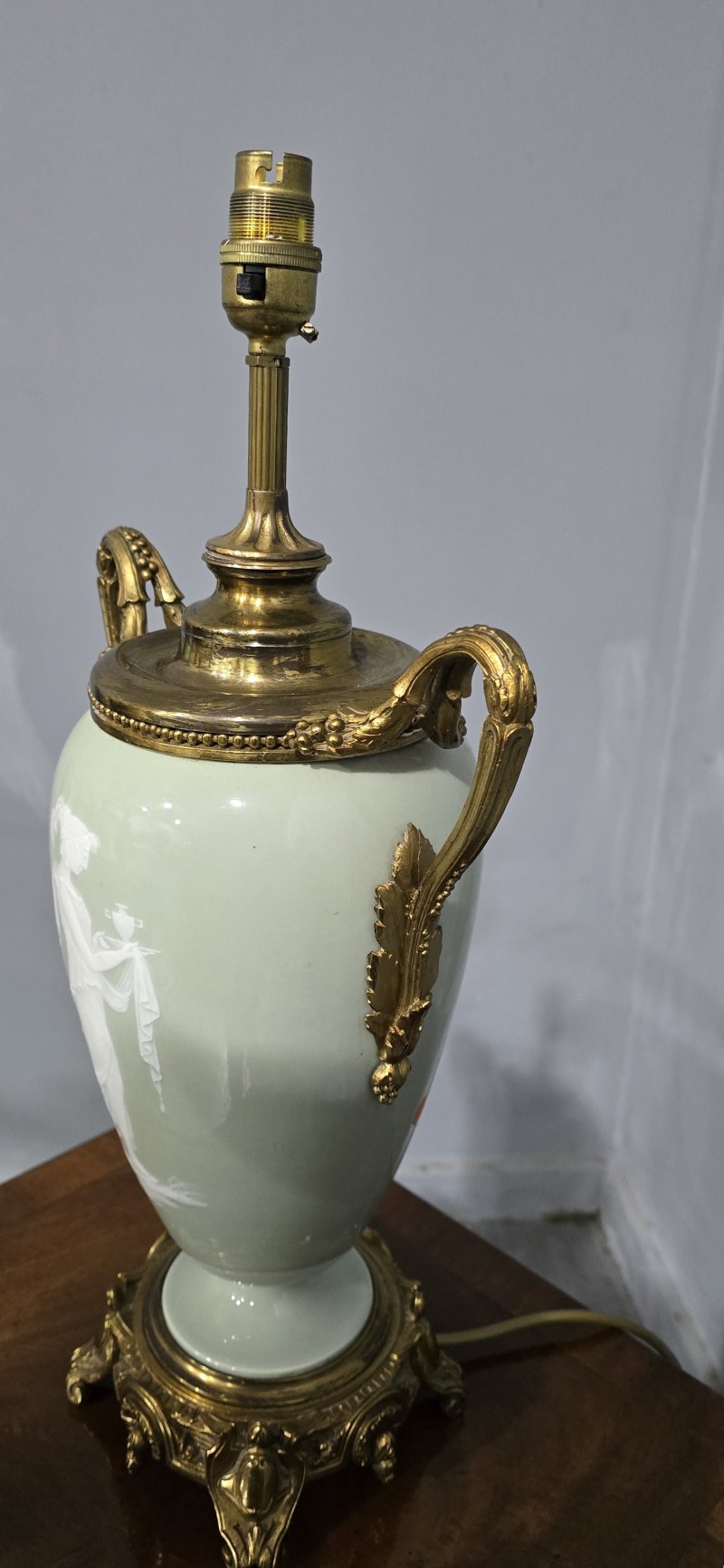 Large French Pate-Sur-Pate Table Lamp - Image 7