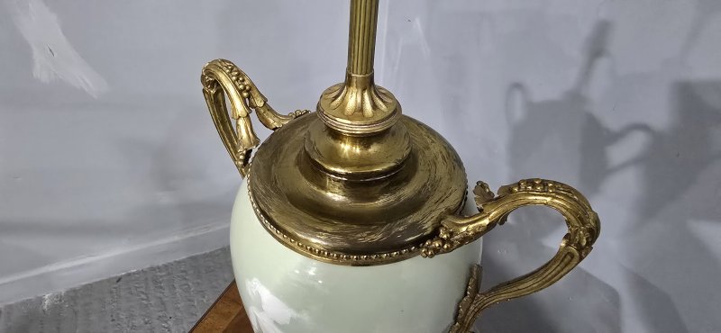 Large French Pate-Sur-Pate Table Lamp - Image 6