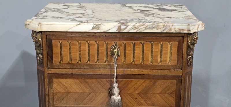 French Bank of Drawers of Small Proportions - Image 3