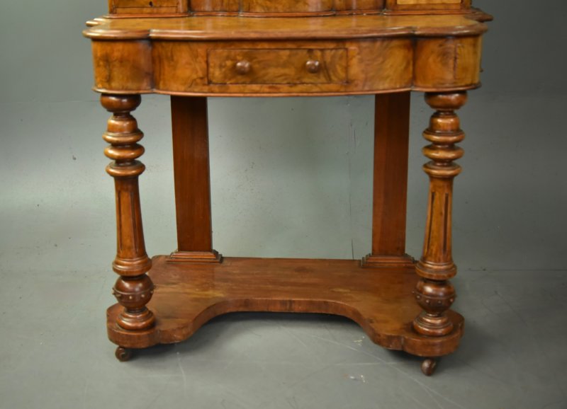 Victorian Burr Walnut Dressing Table - Image 5