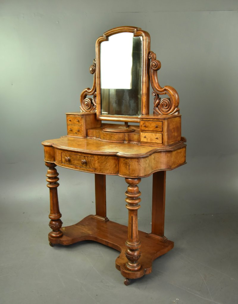 Victorian Burr Walnut Dressing Table