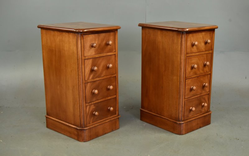 Pair Of Victorian Mahogany Bedside Chests Of Drawers - Image 3