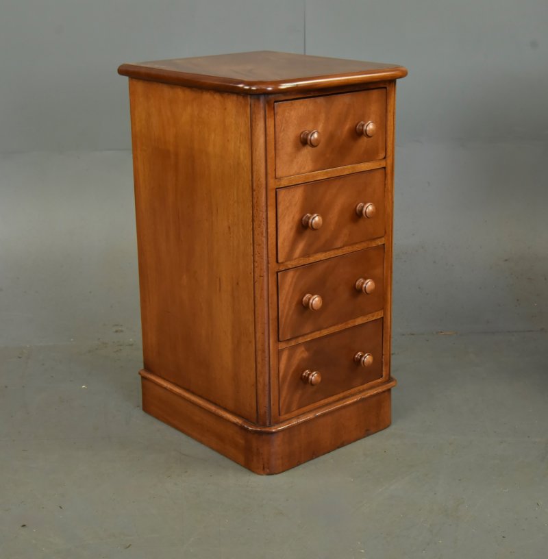 Pair Of Victorian Mahogany Bedside Chests Of Drawers - Image 5