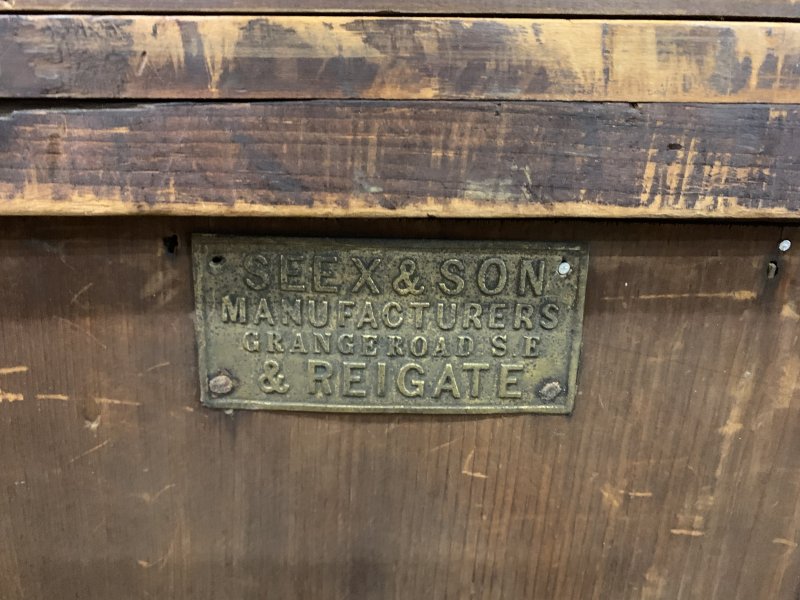 Pitch Pine Aesthetic Period Chest of Drawers - Image 9