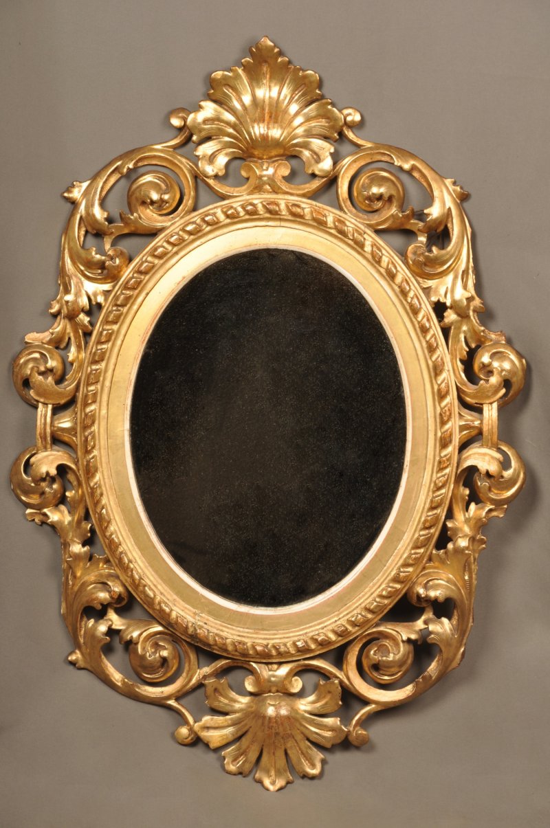 Late 18th Century Florentine Giltwood Oval Mirror