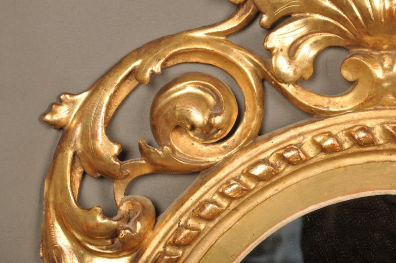 Late 18th Century Florentine Giltwood Oval Mirror - Image 5
