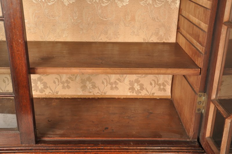 Fine 18th Century Mahogany Secrataire Bookcase - Image 15