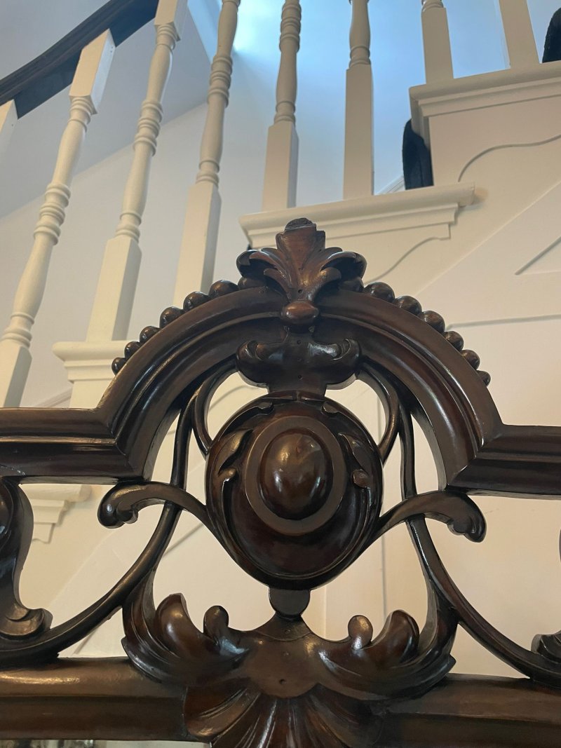 Outstanding Quality Antique Victorian Burr Walnut And Carved Mirror Back Credenza/Sideboard - Image 6