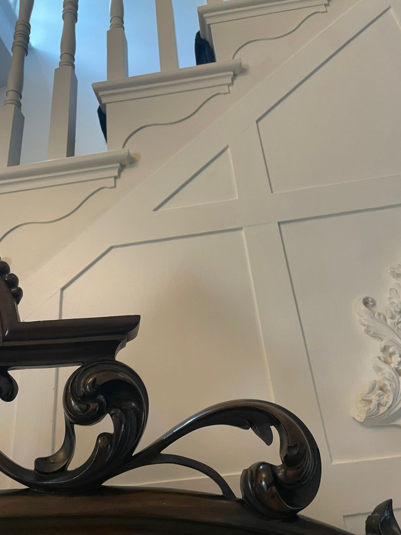 Outstanding Quality Antique Victorian Burr Walnut And Carved Mirror Back Credenza/Sideboard - Image 8