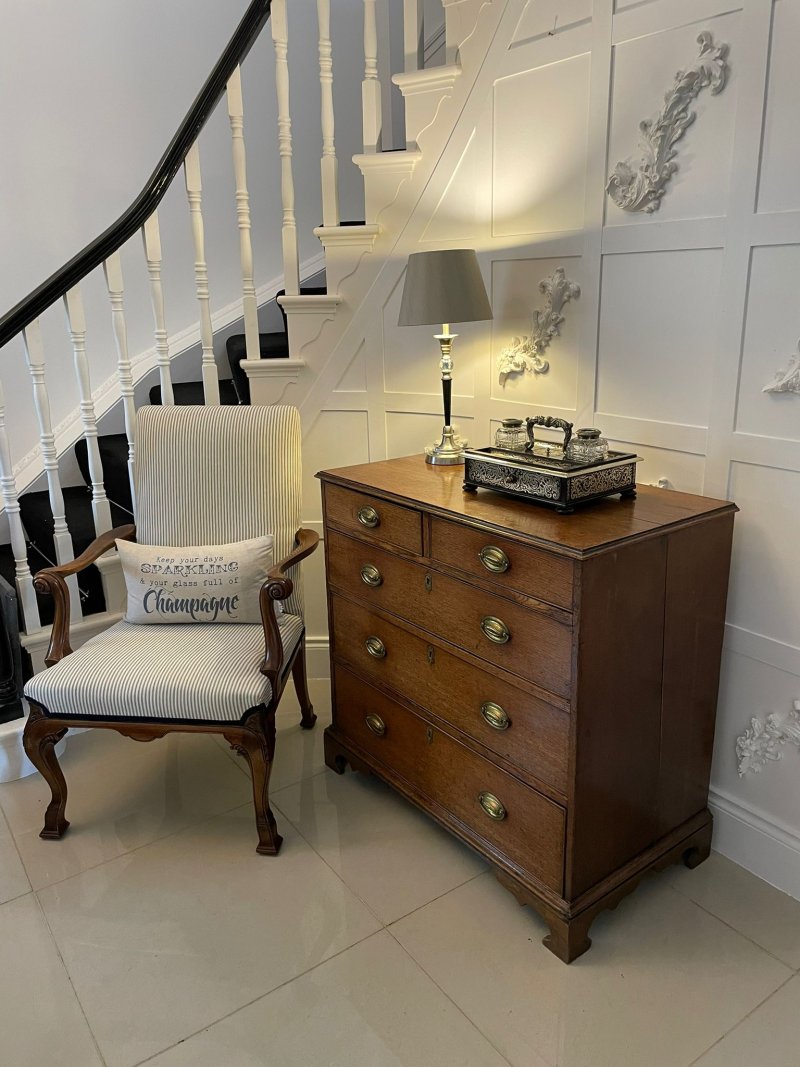 Antique George III Quality Oak Chest of Drawers - Image 2