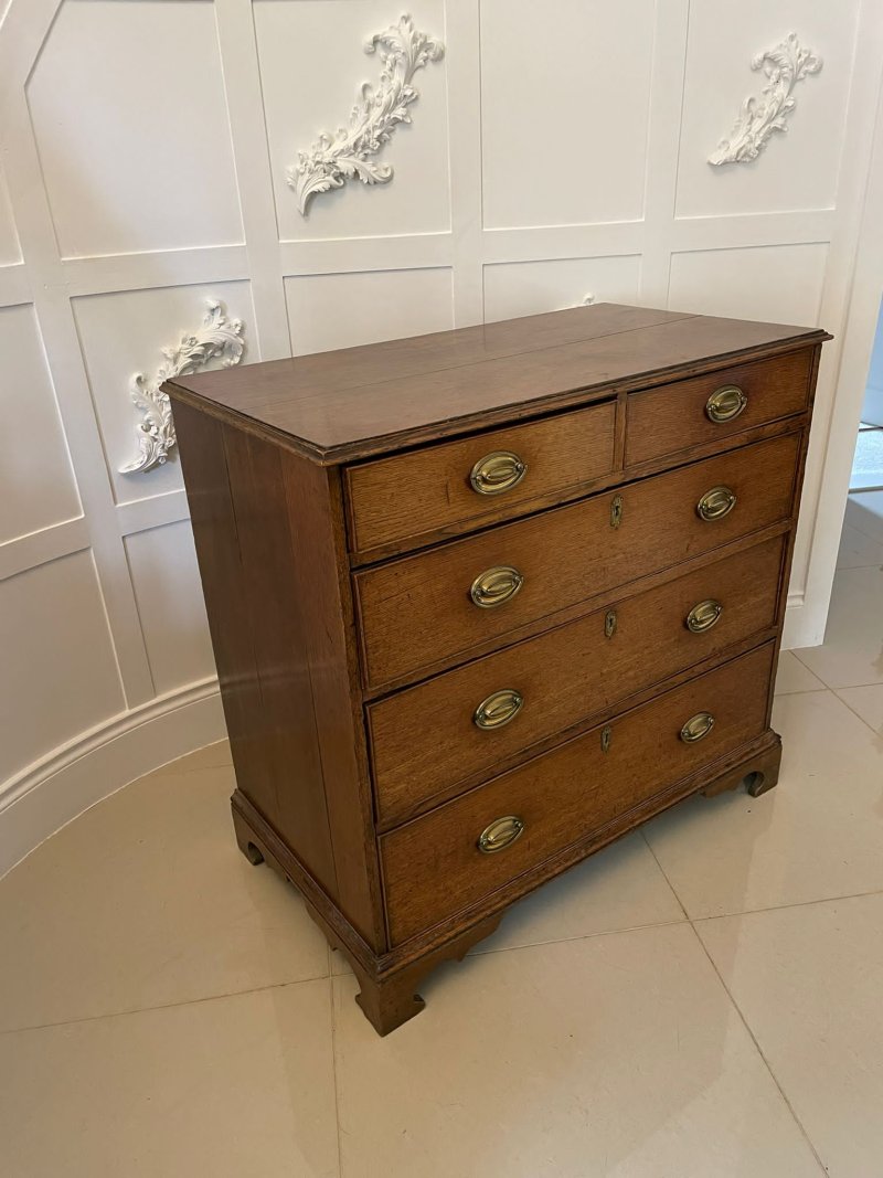 Antique George III Quality Oak Chest of Drawers - Image 4